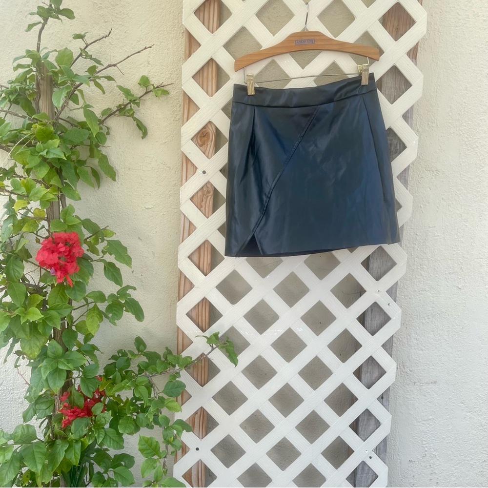 Black Faux Leather High Waist Mini Skirt Women's Size 6